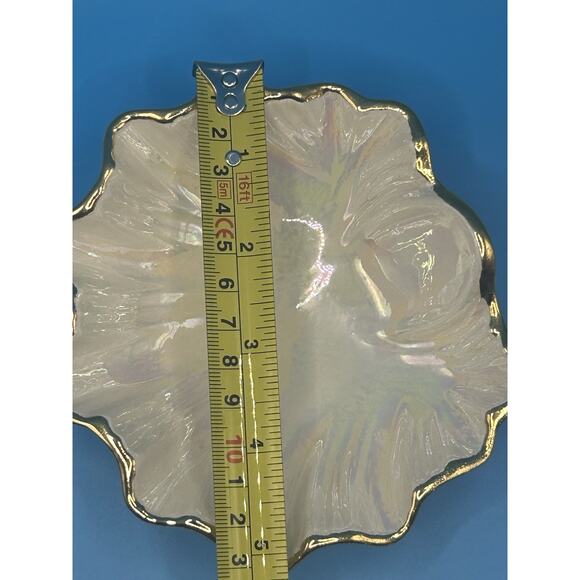 Pair Of 22K Gold Ceramic Iridescent White Signed Leaf & Hands Trinket Dish VTG - Picture 8 of 9